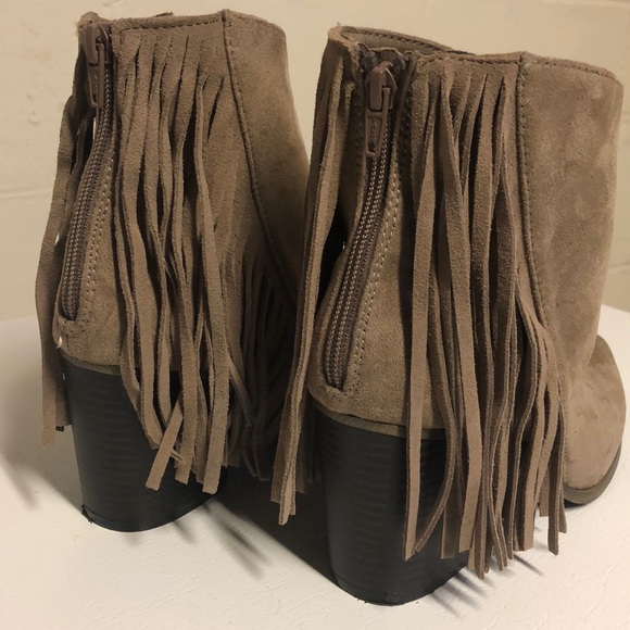 Ladies Boots - Picture 2 of 4